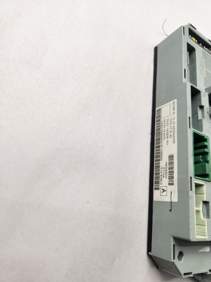 2015 JAGUAR XF Fuse Box, Engine - 476209 — photo 3