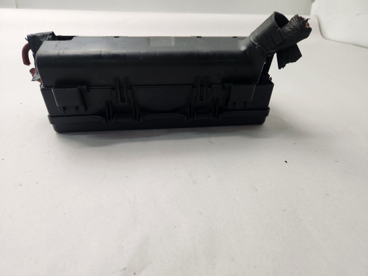 2010 FORD E250 VAN Fuse Box, Engine - 476256 — photo 2