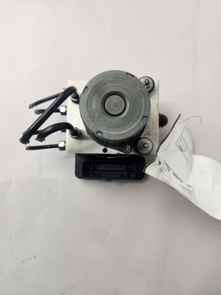 2014 JEEP CHEROKEE Anti-lock Brake Pts - 476258 — photo 1