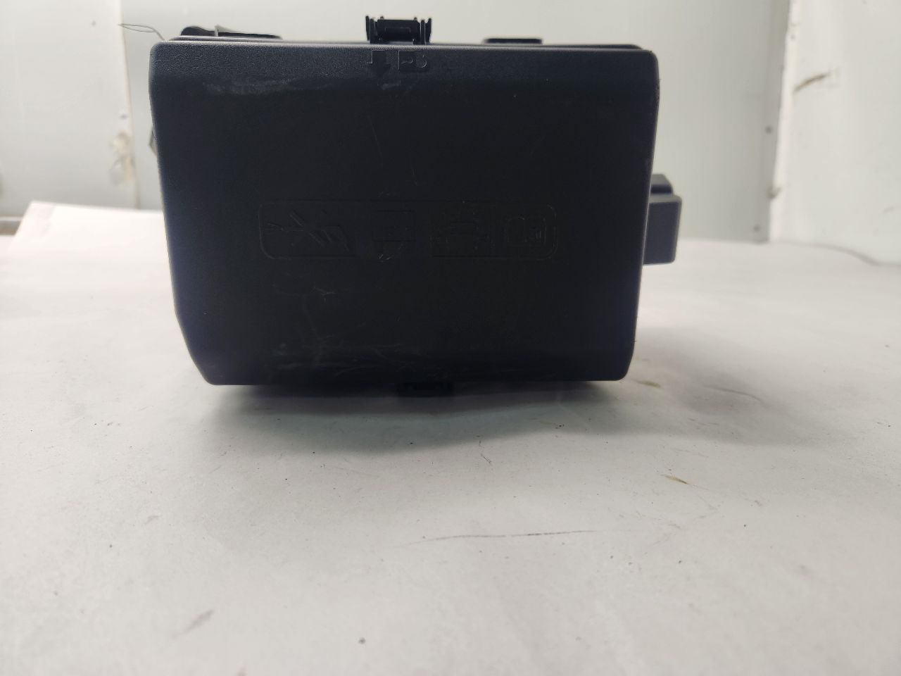2020 CHEVROLET SILVERADO 1500 PICKUP Fuse Box, Engine - 476331