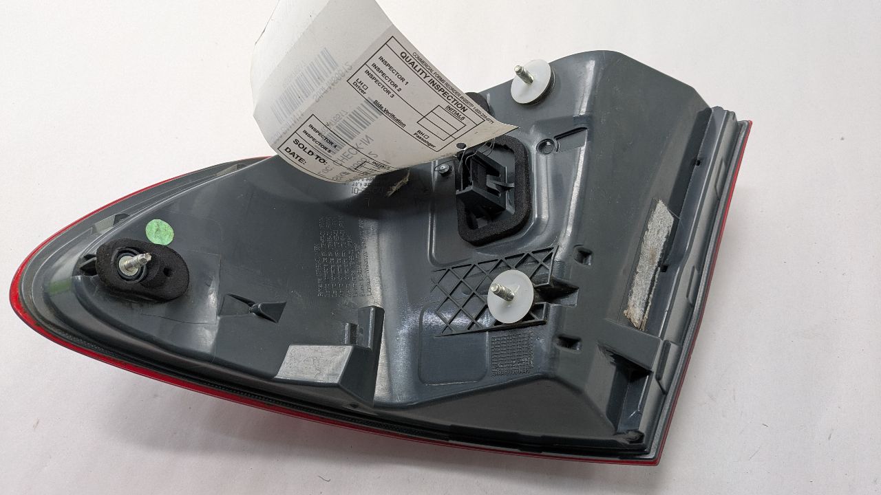 2011 BMW 550i Left TAIL LAMP - 476517 — photo 2