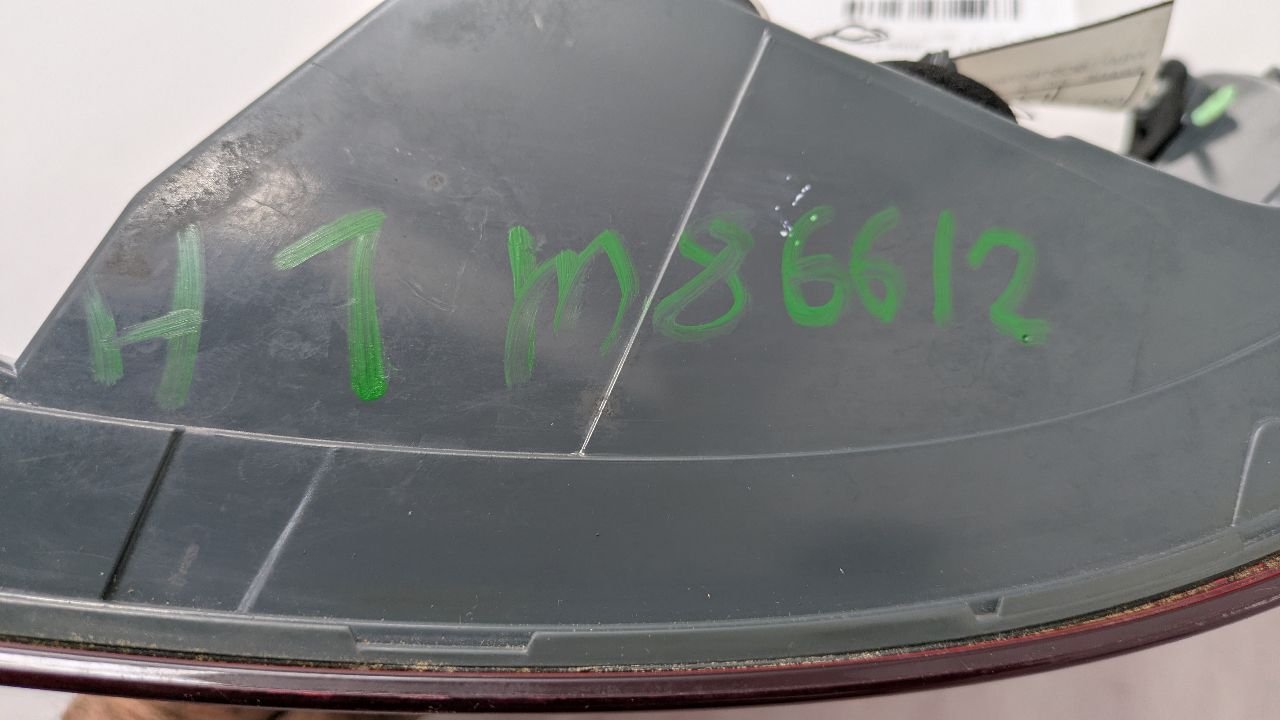 2011 BMW 550i Left TAIL LAMP - 476517 — photo 5