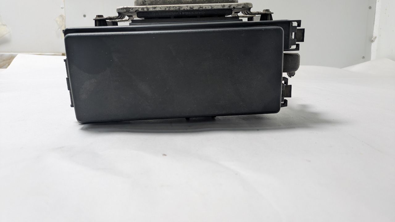 2004 DODGE DURANGO Fuse Box, Engine - 476562 — photo 5
