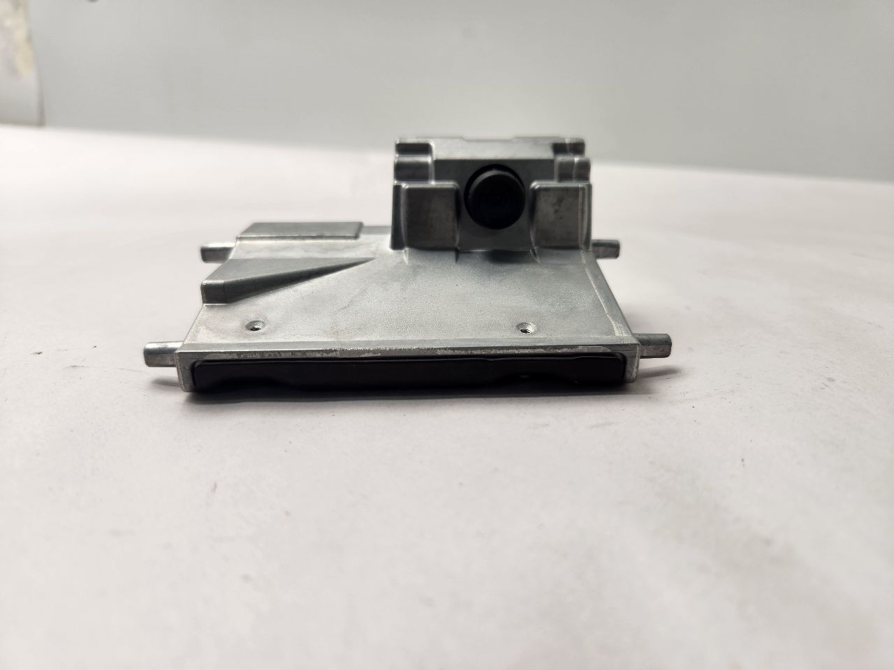 2024 SUBARU XV CROSSTREK Camera Projector - 476636 — photo 2