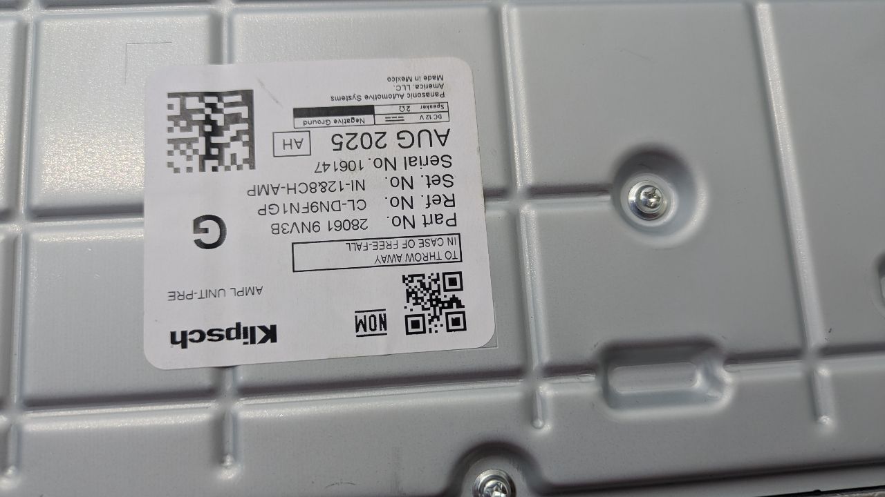 2026 INFINITI QX60 COMPLETE INTERIOR - 476762 — photo 4