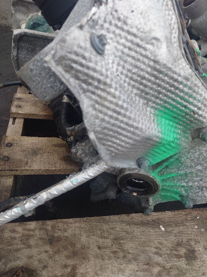 2018 LAND ROVER EVOQUE 2.0L 4cyl Turbo Gasoline CARRIER ASSEMBLY - 476927 — photo 3