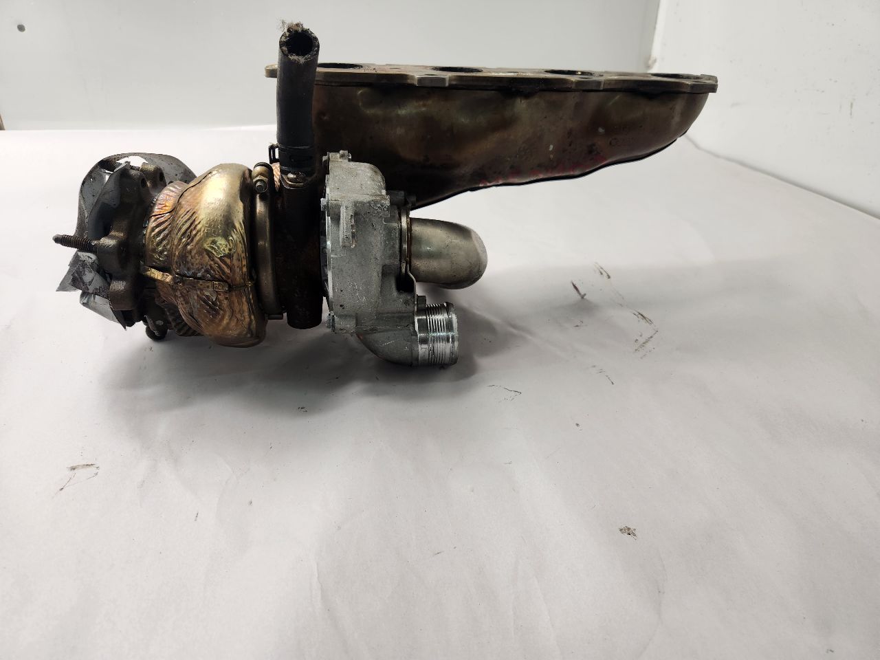 2014 AUDI S6 8cyl Gasoline Turbo 4.0 Right Turbo-Supercharger - 476979 — photo 3