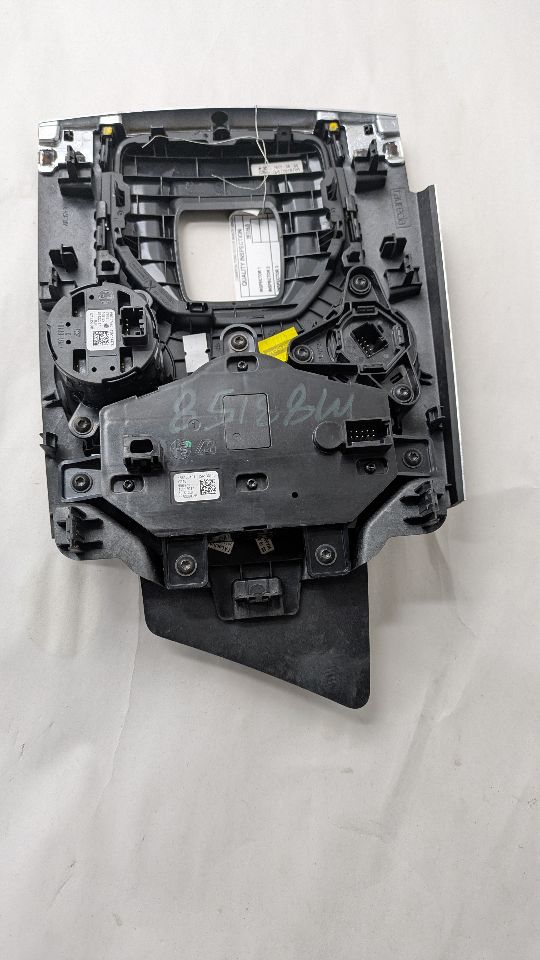 2018 ALFA-ROMEO GIULIA Console, Front - 477237 — photo 3
