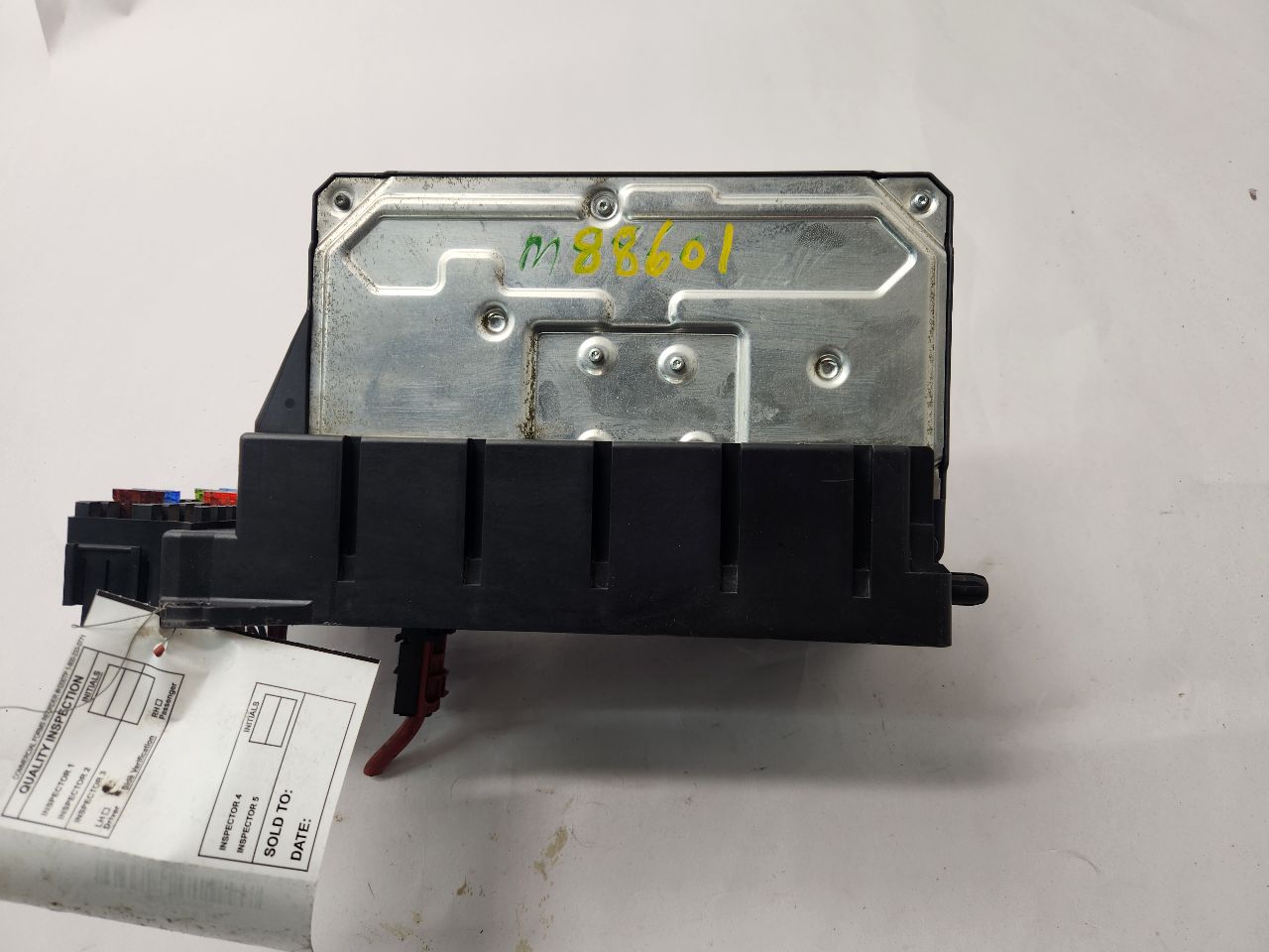 2011 MERCEDES-BENZ SPRINTER 2500 Fuse Box, Engine - 477569