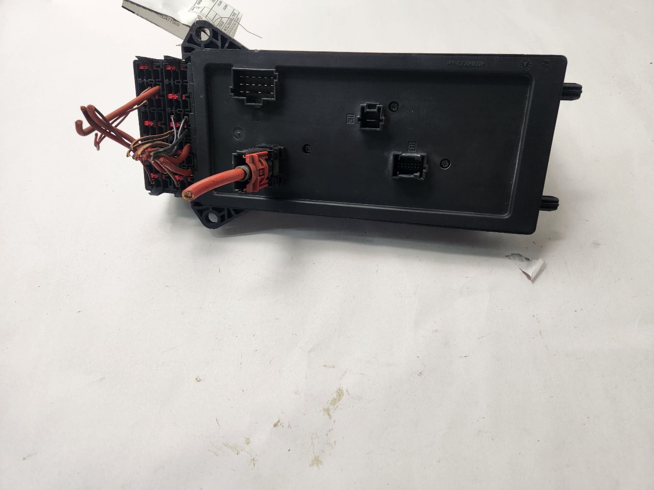 2011 MERCEDES-BENZ SPRINTER 2500 Fuse Box, Engine - 477569 — photo 2