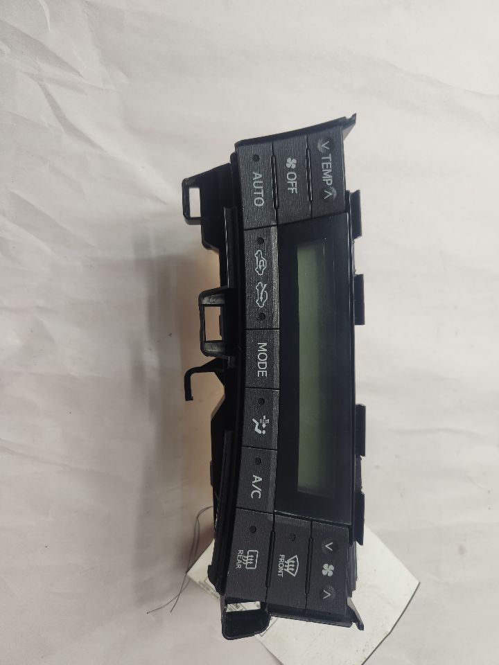 2010 TOYOTA PRIUS TEMP CONTROL - 477632 — photo 1