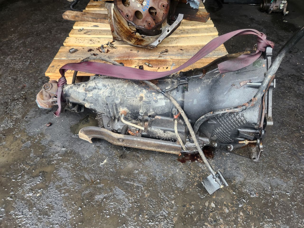 2004 GMC SIERRA 2500 PICKUP Transmiss,Transaxle - 477774 — photo 2