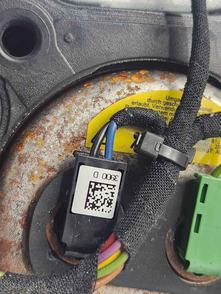 2012 BMW 750i Left AIR BAG - 477789 — photo 8