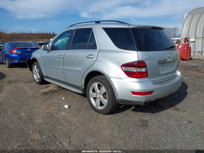 2009 MERCEDES-BENZ ML-CLASS Fuse Box, Engine - 477816 — photo 8