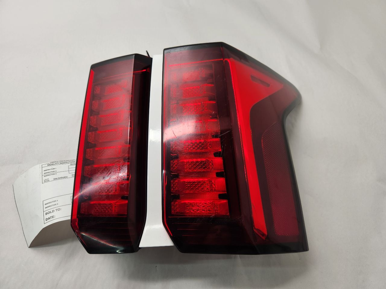 2022 KIA SORENTO Right TAIL LAMP - 477839 — photo 1