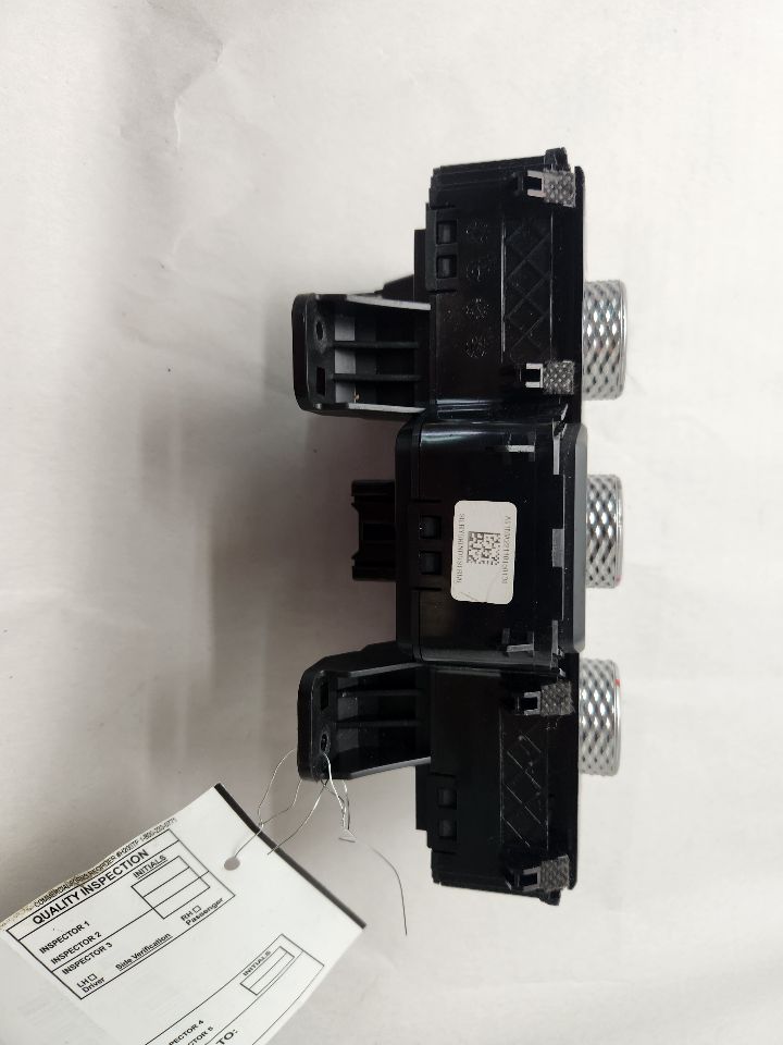 2022 KIA SORENTO TEMP CONTROL - 477845 — photo 5