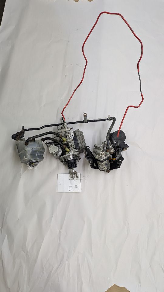 2013 TOYOTA CAMRY Anti-lock Brake Pts - 477958