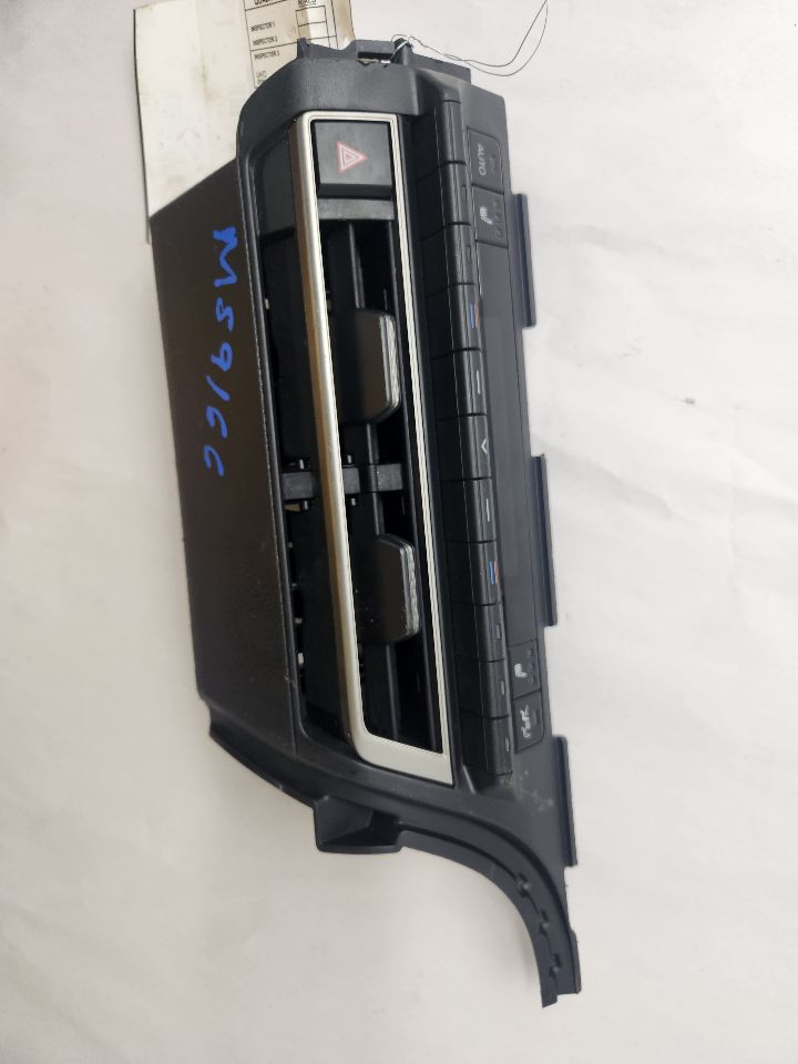 2025 TOYOTA CAMRY TEMP CONTROL - 478209 — photo 1
