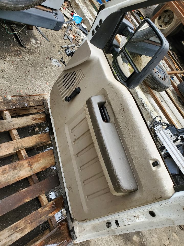 2009 FORD F450SD PICKUP Right DOOR ASSEMBLY, FR - 478332