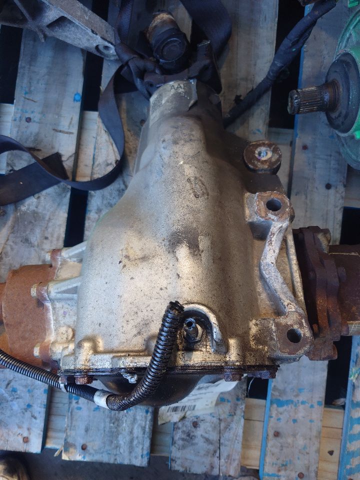 2018 CHEVROLET SILVERADO 2500 PICKUP CARRIER ASSEMBLY - 478435 — photo 4