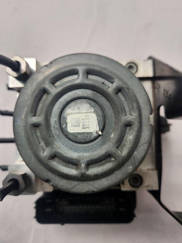2014 FORD C-MAX Anti-lock Brake Pts - 478480 — photo 2