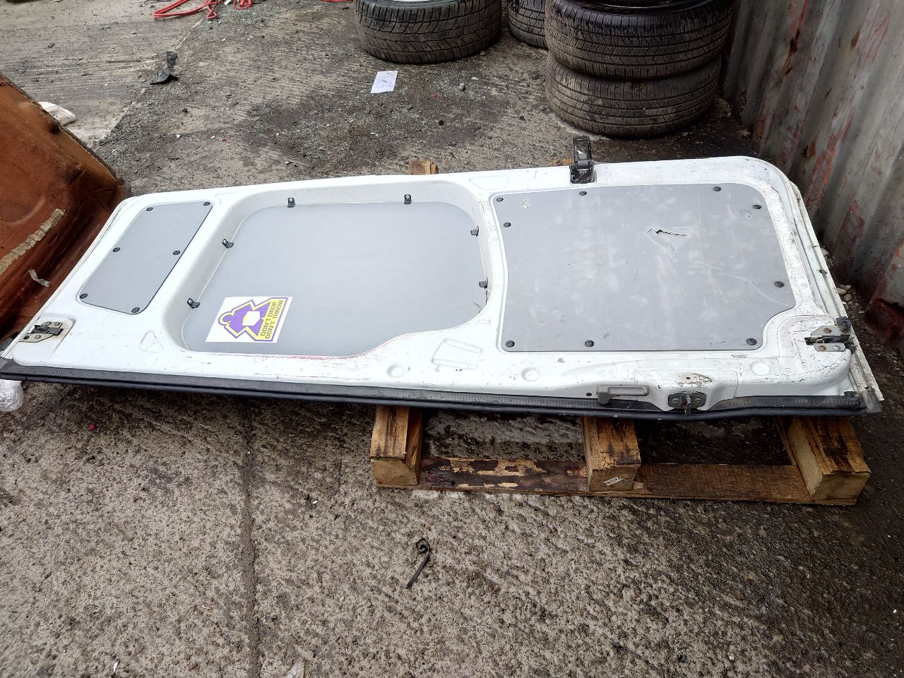 2011 MERCEDES-BENZ SPRINTER 2500 Left Dr Assm, Rear Back - 478521 — photo 2