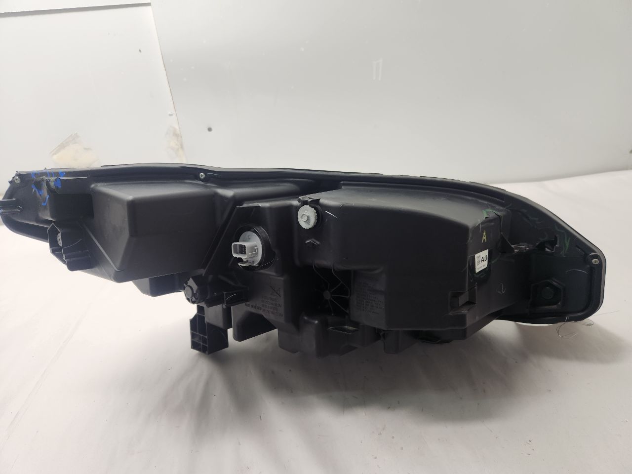 2023 HONDA HR-V Left HEADLAMP ASSEMBLY - 478575 — photo 4