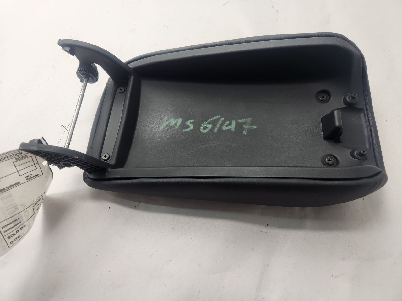 2023 HONDA HR-V Console, Front - 478578 — photo 2