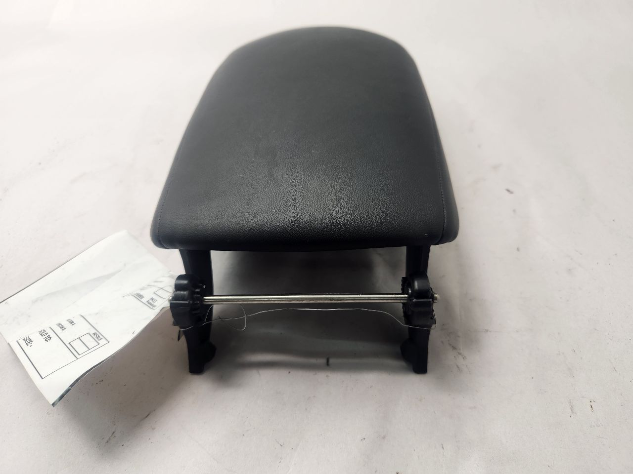 2023 HONDA HR-V Console, Front - 478578 — photo 4