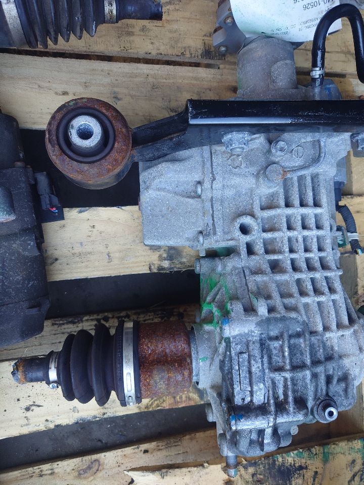 2023 INFINITI QX60 CARRIER ASSEMBLY - 478732 — photo 4