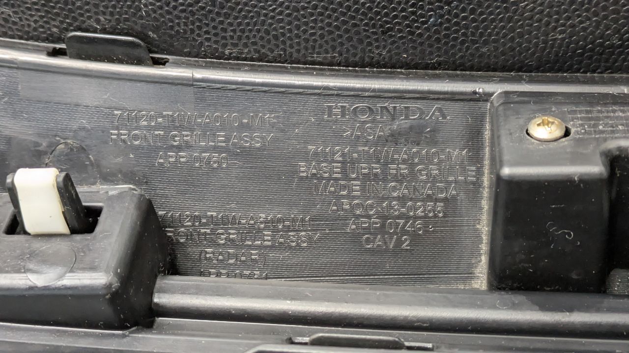 2016 HONDA CR-V GRILLE - 478767 — photo 4
