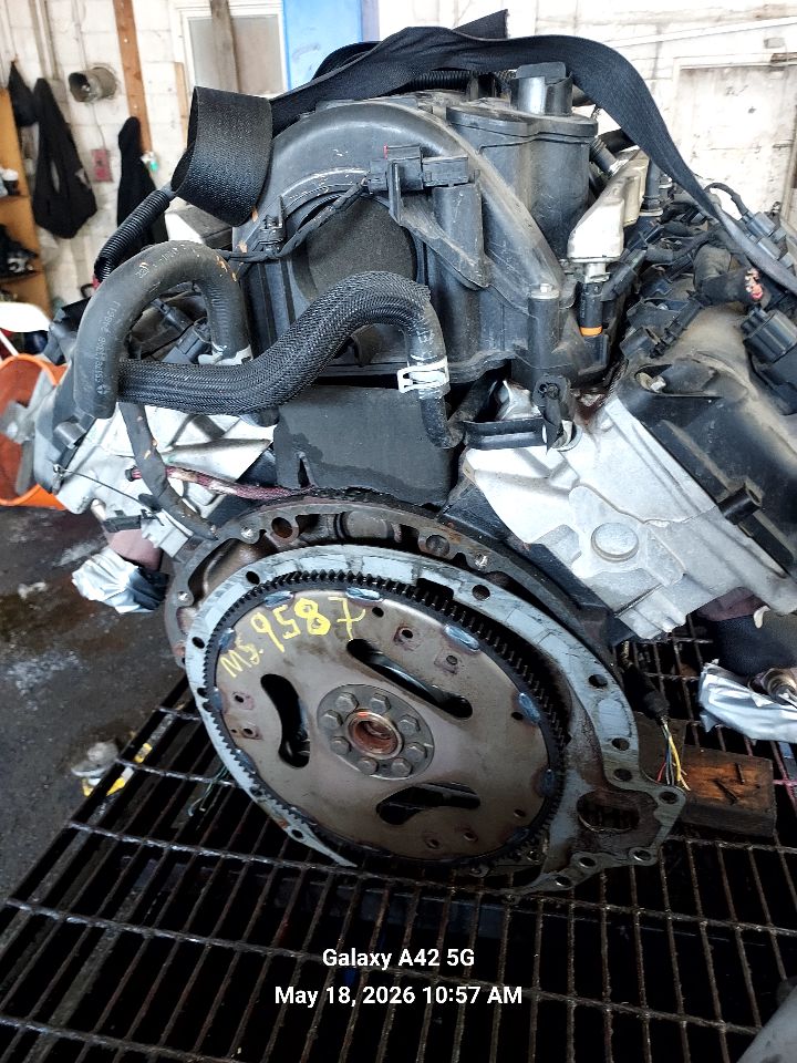 2012 CHRYSLER 300 ENGINE ASSEMBLY - 478903 — photo 3
