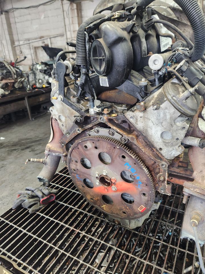 2005 CHEVROLET VAN ENGINE ASSEMBLY - 479085 — photo 2