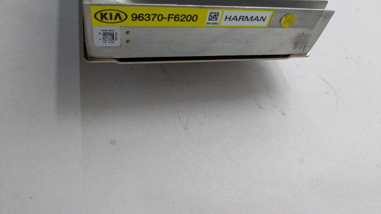 2017 KIA CADENZA Radio Audio - 479429 — photo 4