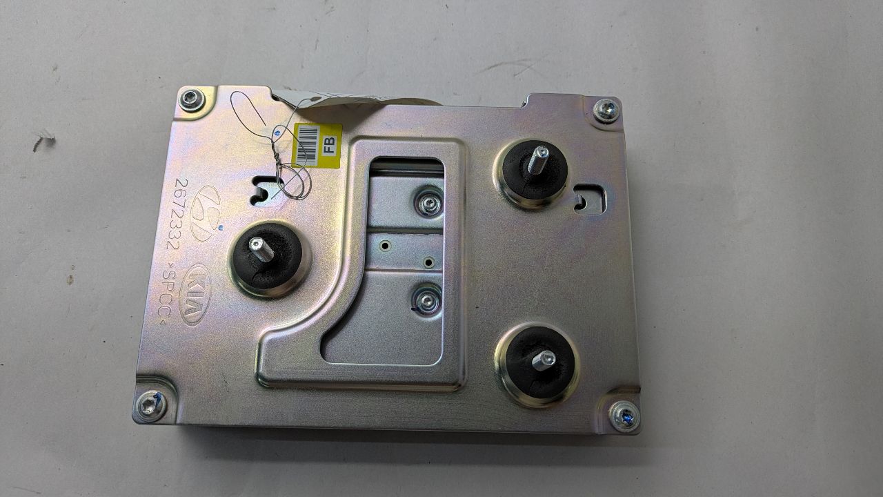 2017 KIA CADENZA Radio Audio - 479429 — photo 7
