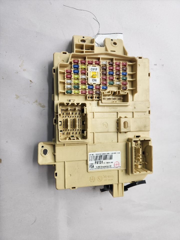 2017 KIA CADENZA Fuse Box, Cabin - 479430