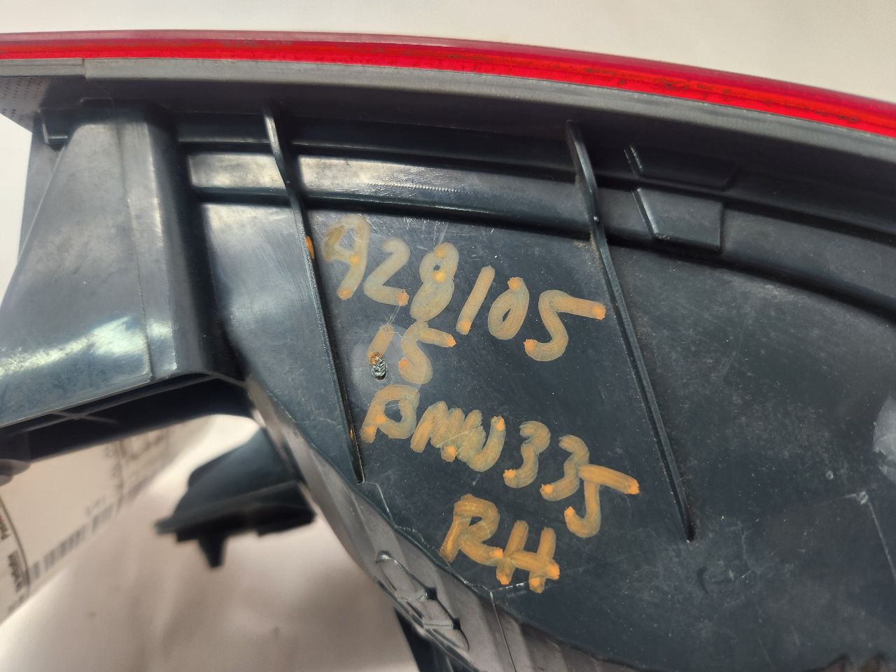 2013 BMW 328i Right TAIL LAMP - 479653 — photo 4