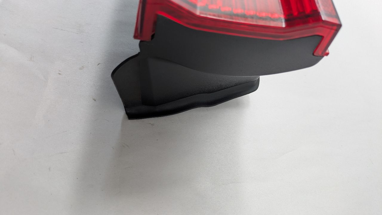 2013 DODGE CHALLENGER Left TAIL LAMP - 479661 — photo 3