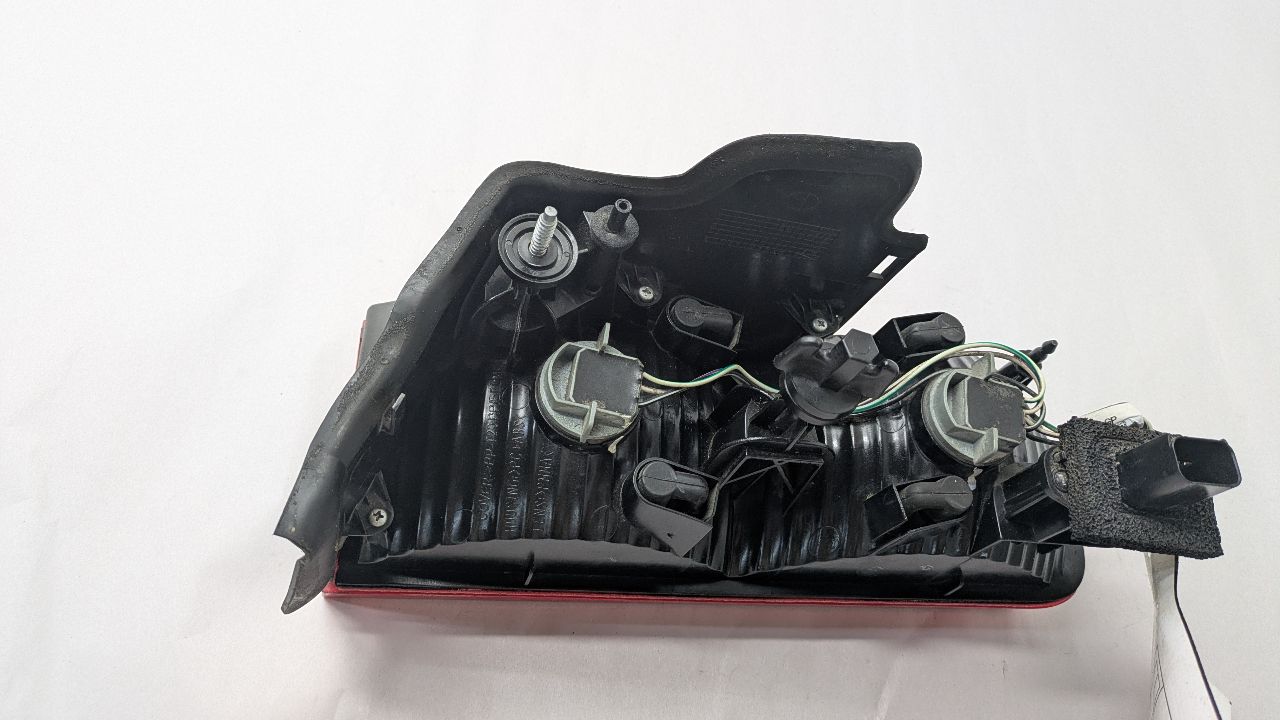 2013 DODGE CHALLENGER Left TAIL LAMP - 479661 — photo 4
