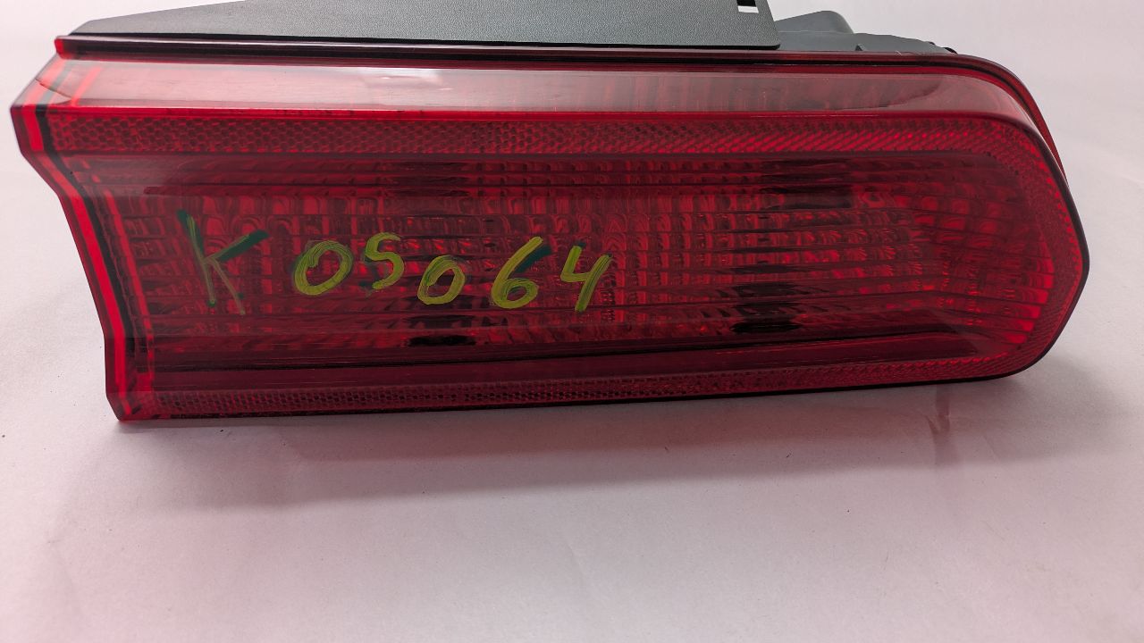 2013 DODGE CHALLENGER Right TAIL LAMP - 479663
