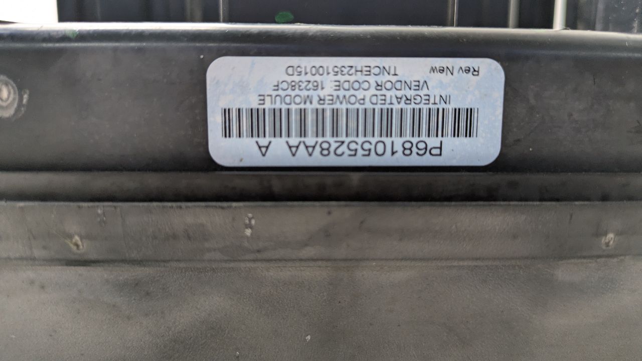 2013 DODGE CHALLENGER Fuse Box, Engine - 479669 — photo 3