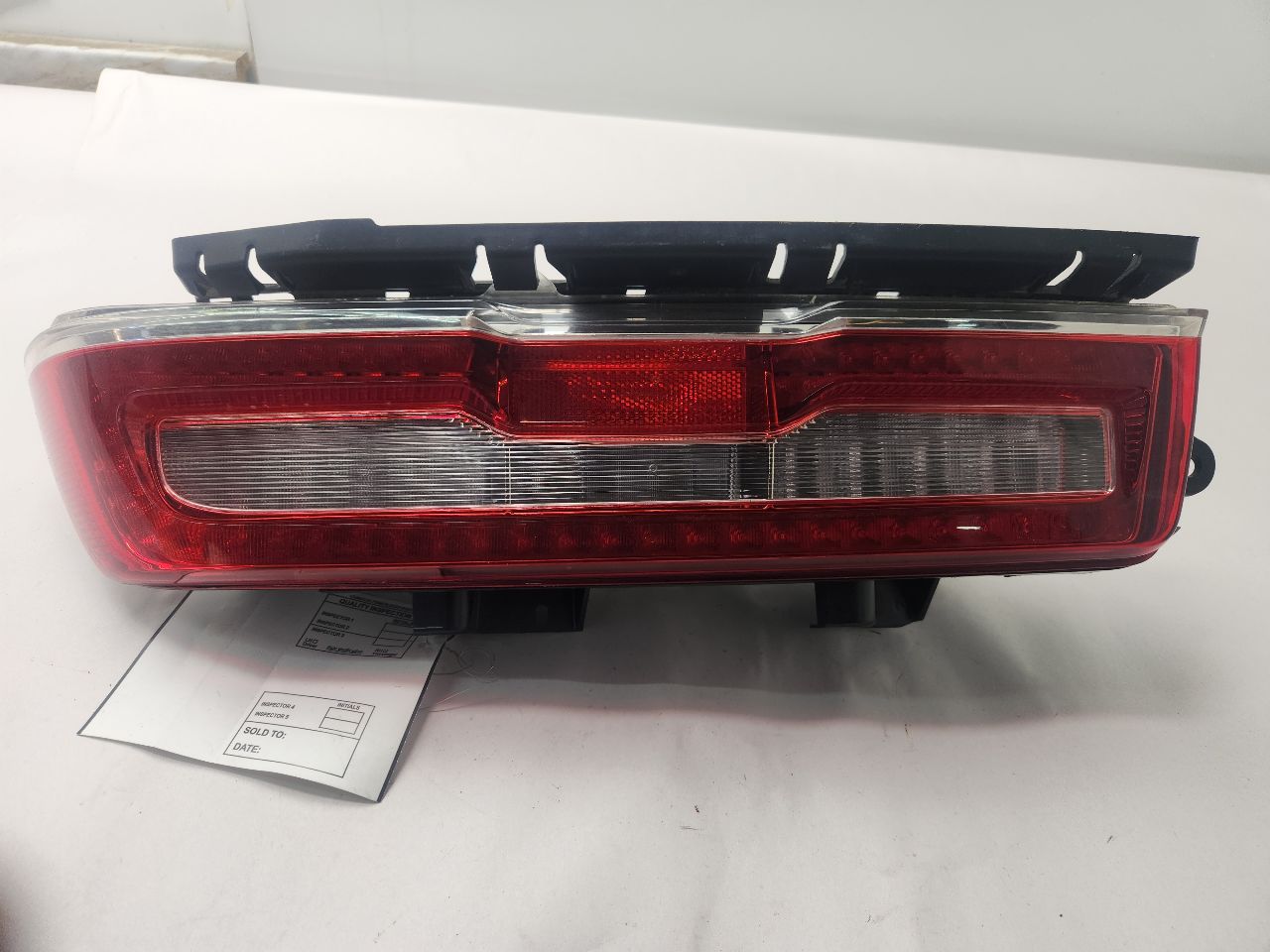 2015 CHEVROLET CAMARO Right TAIL LAMP - 479691