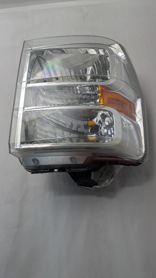 2016 FORD VAN HEADLAMP ASSEMBLY - 479776