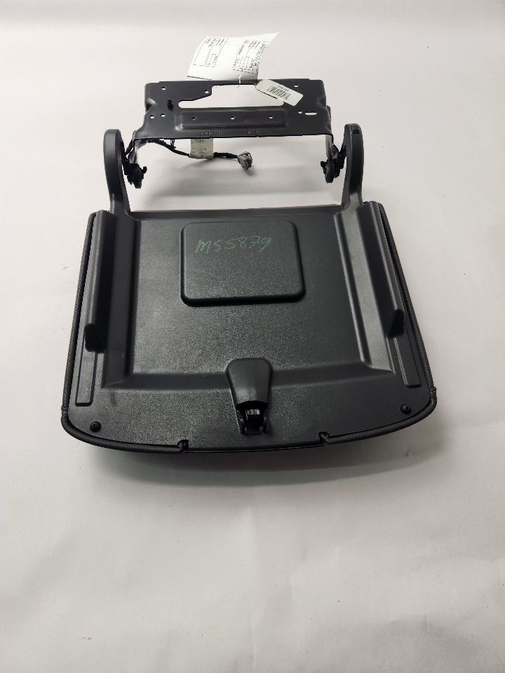 2018 CHEVROLET SILVERADO 2500 PICKUP Console, Front - 479800