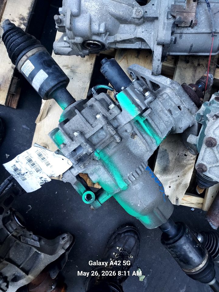 2015 JEEP CHEROKEE CARRIER ASSEMBLY - 479840