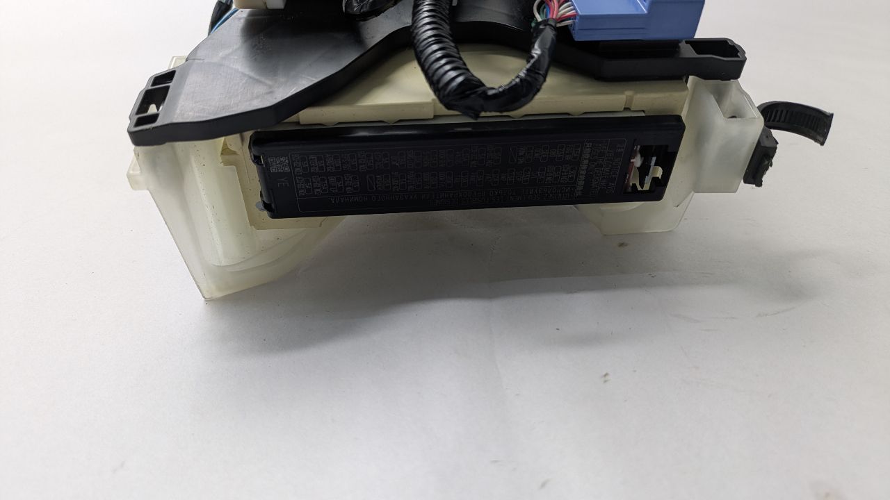 2023 TOYOTA RAV4 Fuse Box, Engine - 479867 — photo 5