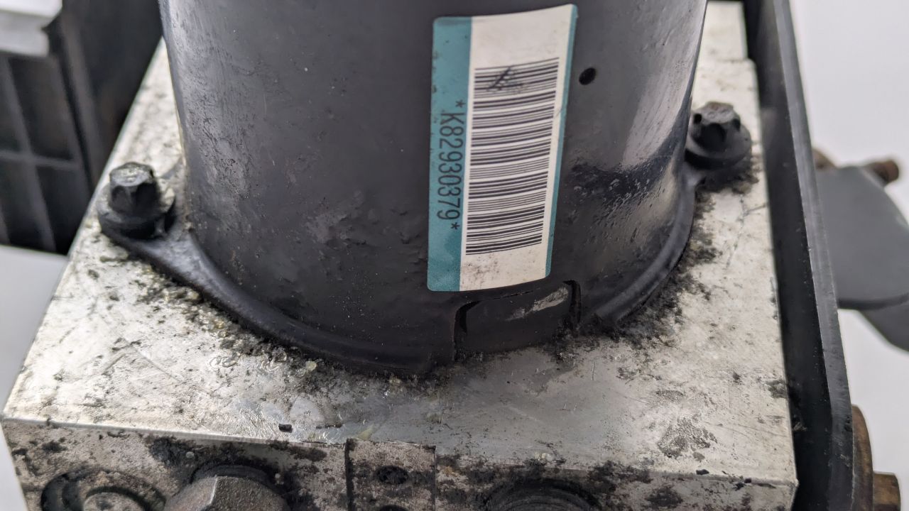 2014 FORD E250 VAN Anti-lock Brake Pts - 479935 — photo 3
