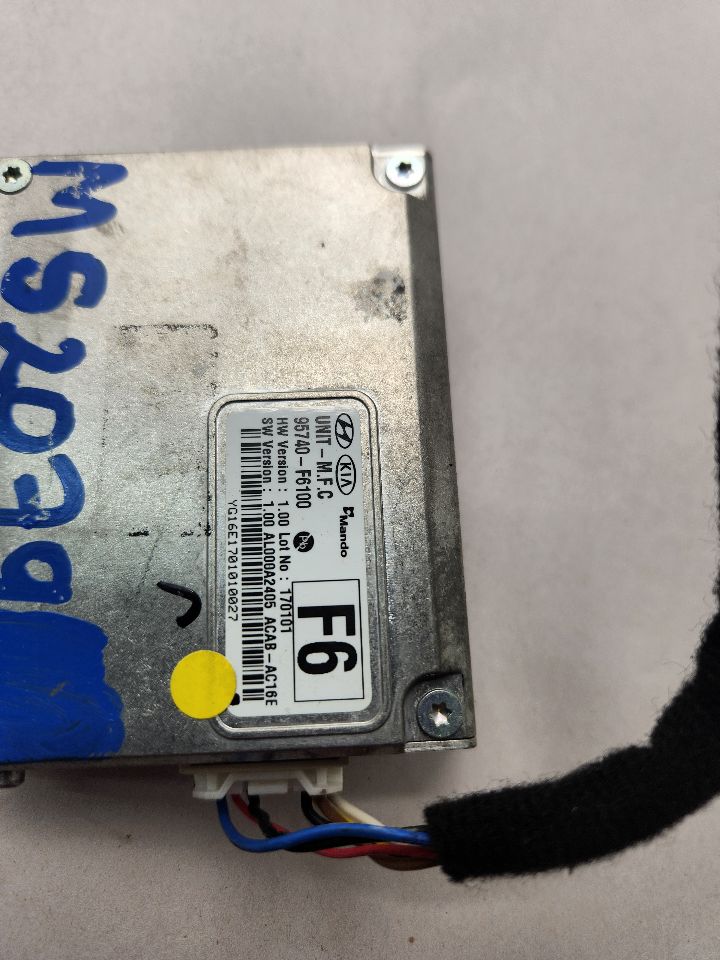 2017 KIA CADENZA Camera Projector - 479964 — photo 2