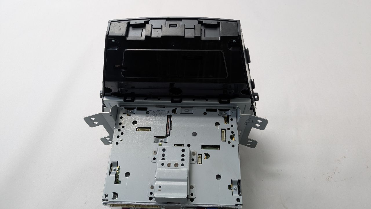 2017 HYUNDAI SANTA FE 6cyl Gasoline 3.3 Radio Audio - 479965 — photo 6