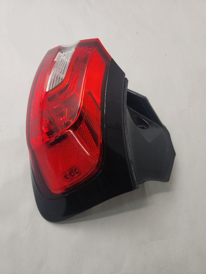 2017 JEEP CHEROKEE Right TAIL LAMP - 480002 — photo 1